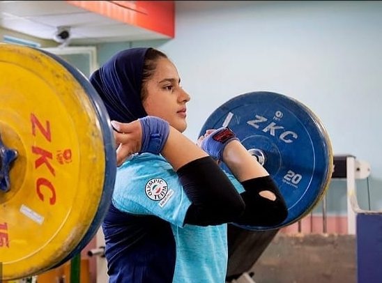 دختر مدال آور تیم وزنه برداری ایران ناپدید شد!