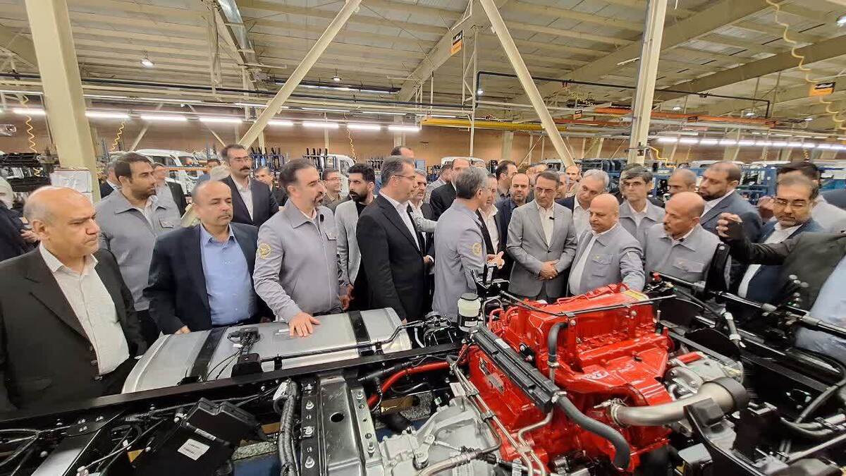 معاون رئیس جمهور از کارخانه بهمن دیزل بازدید کرد