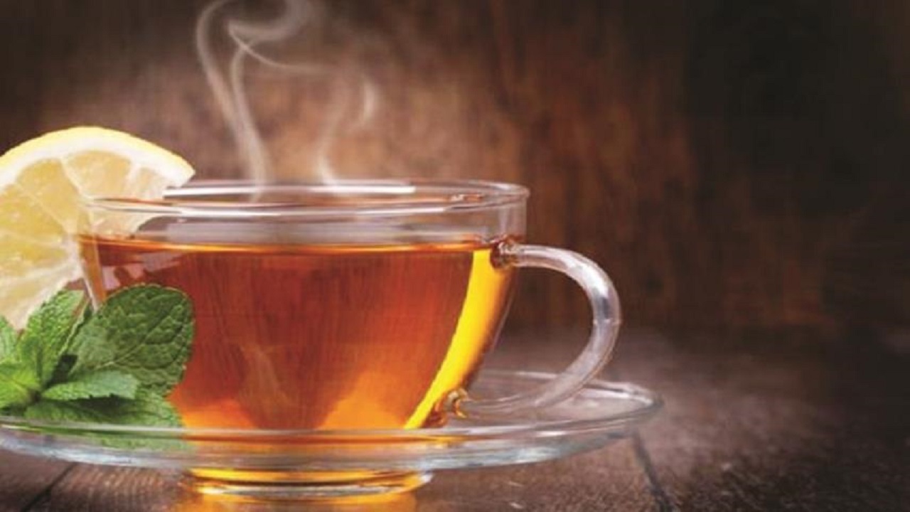 بیماری مرگباری که نوشیدن چای داغ دلیل آن است