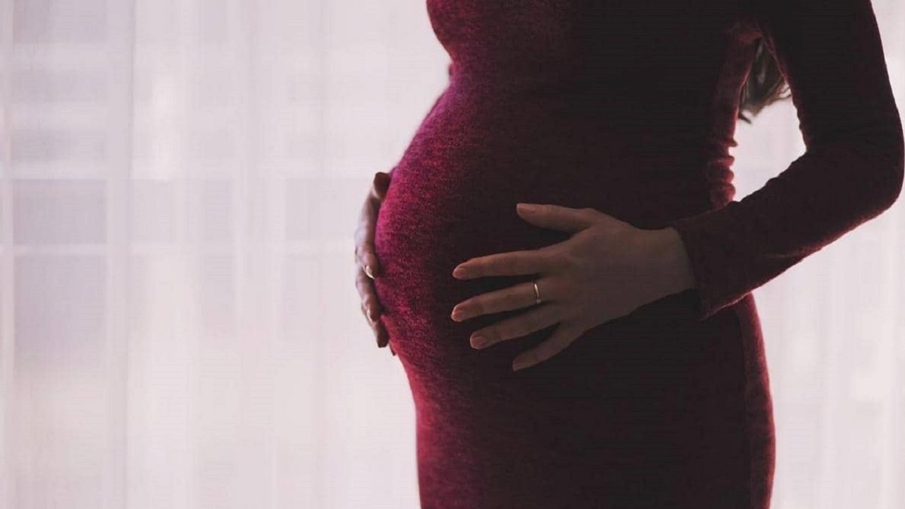 ابتلای به کرونا چه تاثیری بر زنان باردار می‌گذارد؟