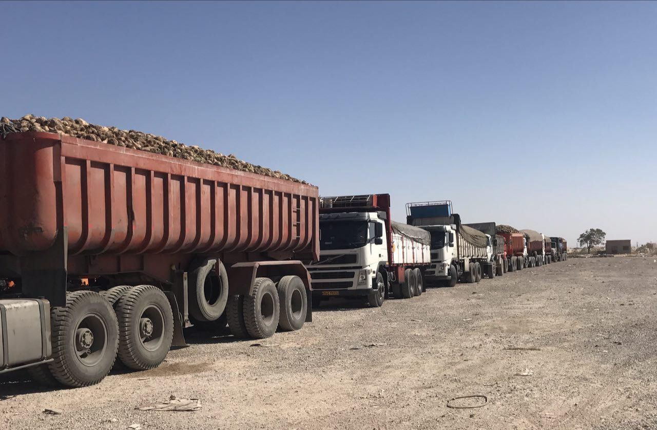 رانندگان  قزوین 133هزار تن محصول چغندرقند را از مبداء خوزستان حمل کردند