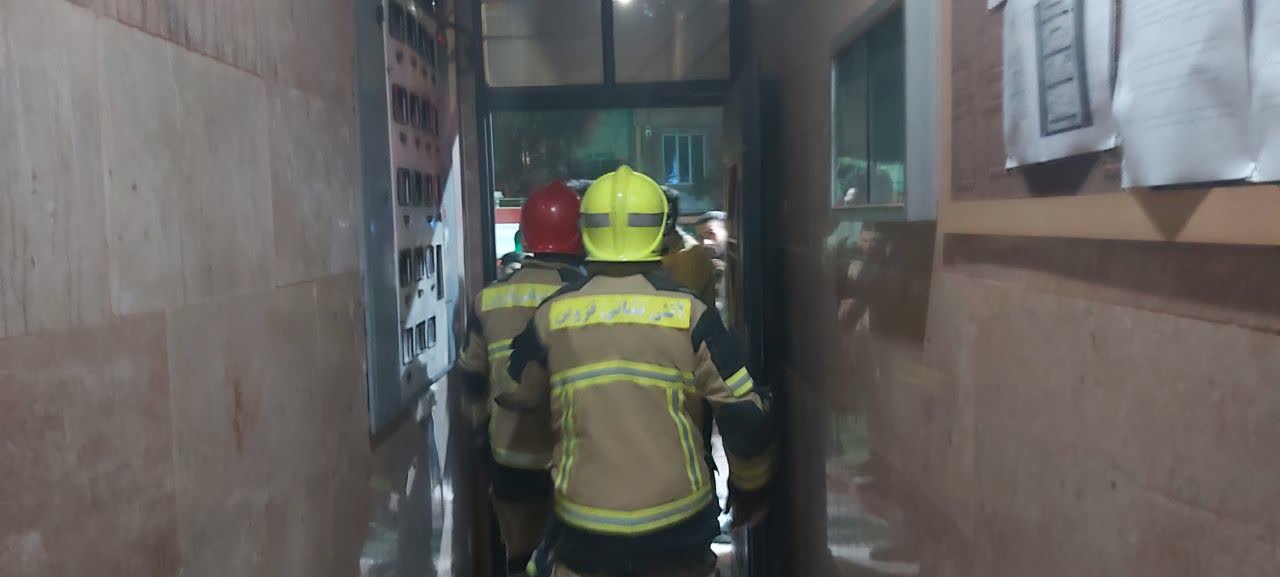 آتش‌سوزی در یک مجتمع مسکونی ۳۶ واحدی در  قزوین